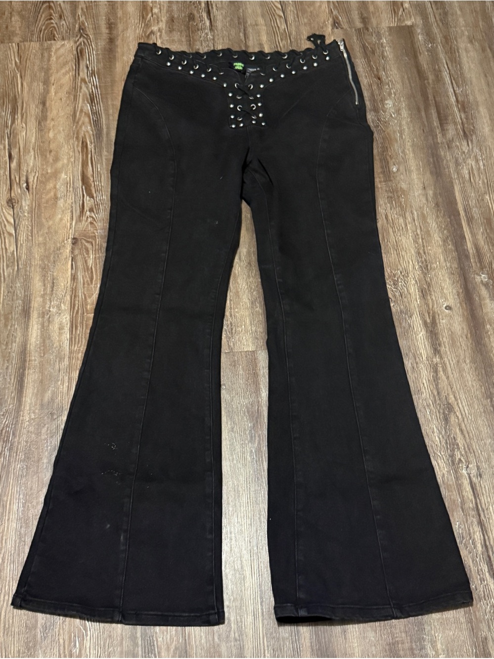 Frankie and the Studs x Forever 21 Flare Jeans Women's XL Front Seam Wide Leg Y2